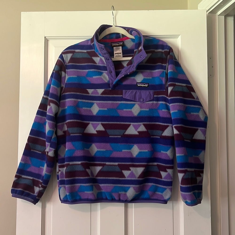 Womens, size small, purple and blue Aztec Patagonia pullover